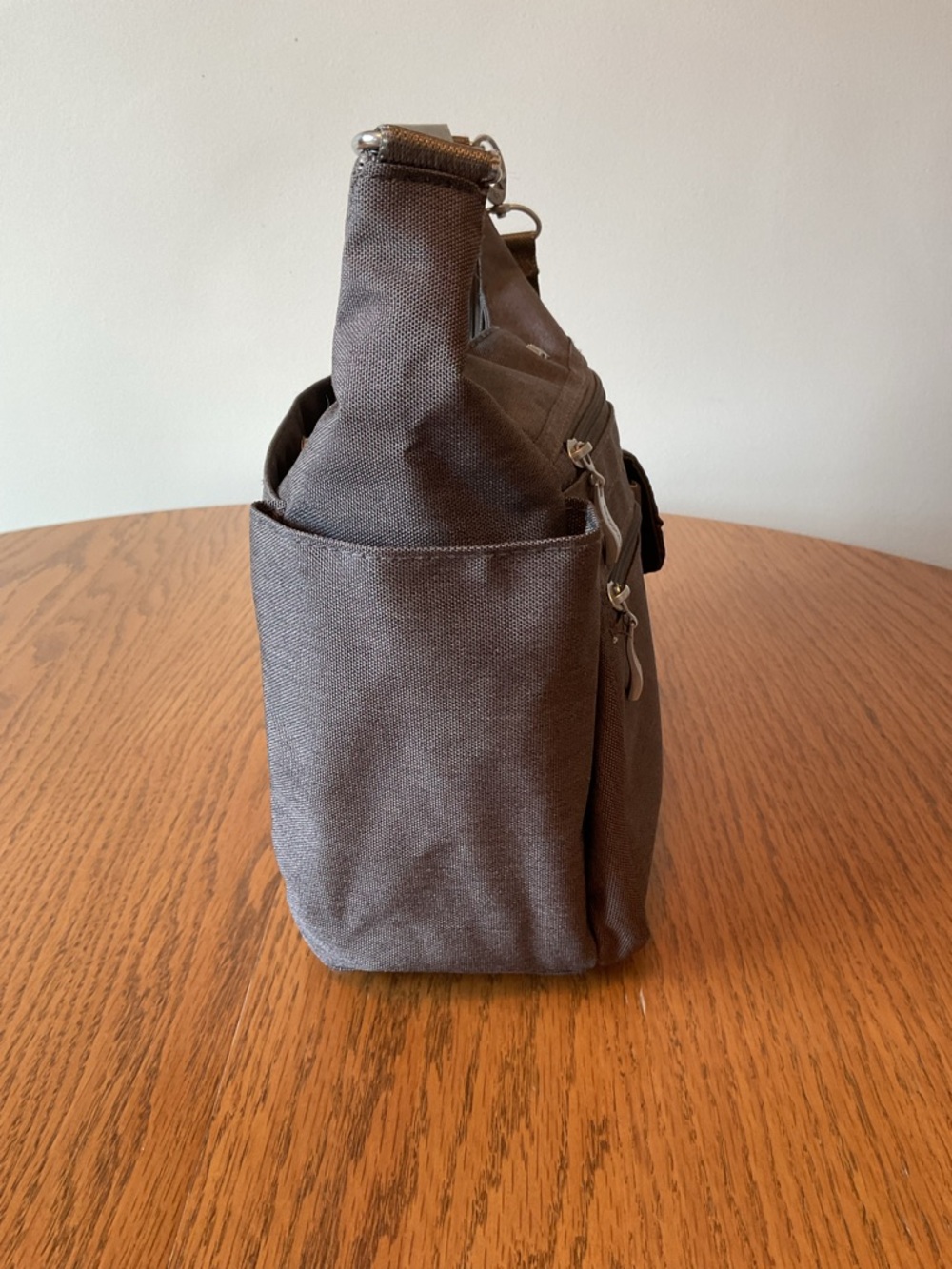 Baggallini Heathered Brown Everywhere Crossbody Bag with RFID wallet - Picture 7 of 7